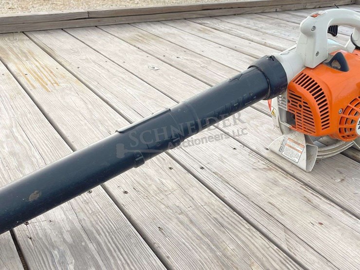 stihl-bg56c-gas-blower-image-2