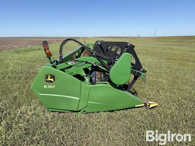 2010-john-deere-630f-image-4