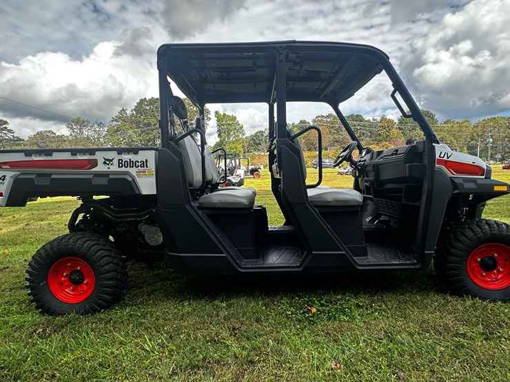 #147-•-2024-bobcat/polaris-uv34xl-gator-image-3