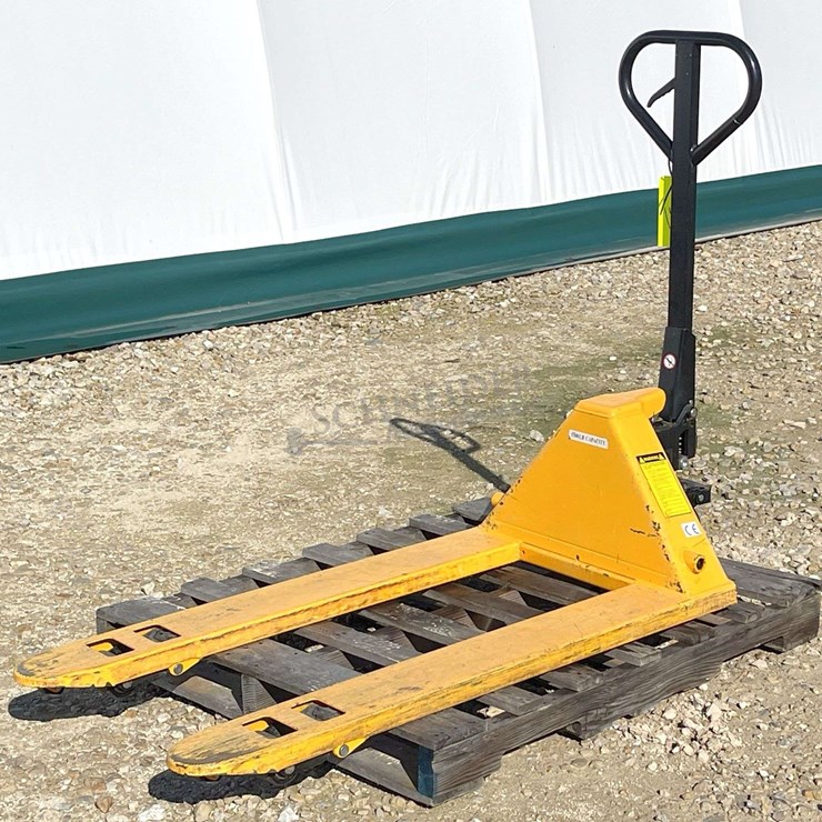 U-Line H-1043 5,500 lb. pallet jack