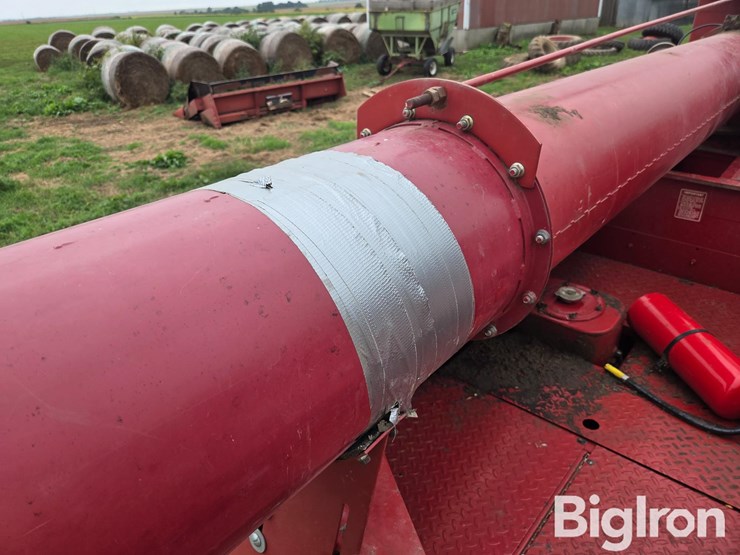 1985-case-ih-1470-image-18