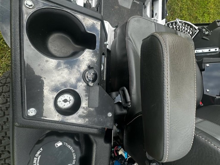 #144-•-2024-bobcat-zt7000-mower-image-15