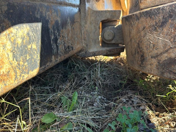 1989-caterpillar-d4h-image-38