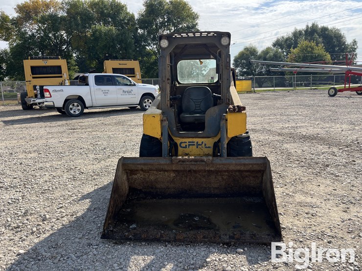 2014-gehl-r135-image-2