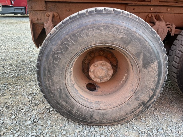 #5001-•-1988-freightliner-mb80-tandem-axle-dump-truck-image-69