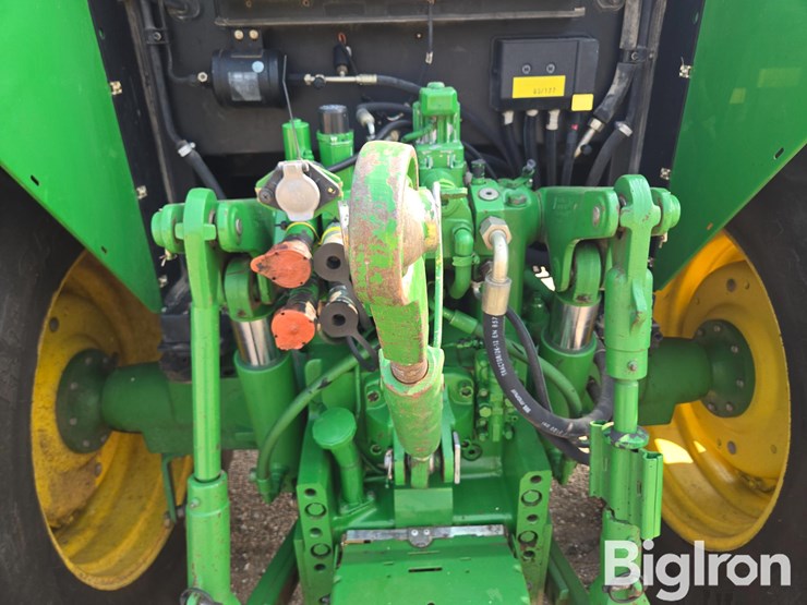 2003-john-deere-6415-image-11