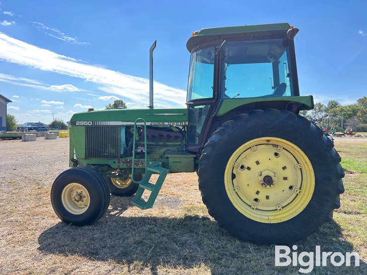 1984-john-deere-2950-image-8