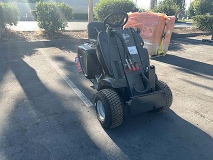 lot#--hercules-h130-mini-wheel-loader-with-fork-and-bucket-attachment-image-1