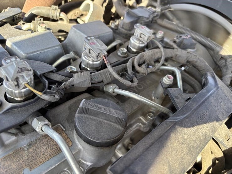 2018-toyota-8fdu30-image-34