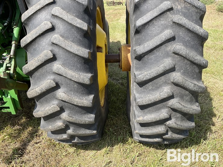 1981-john-deere-4440-image-16