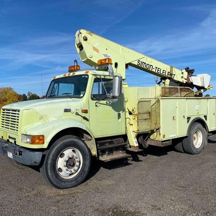 1995 INTERNATIONAL 4900