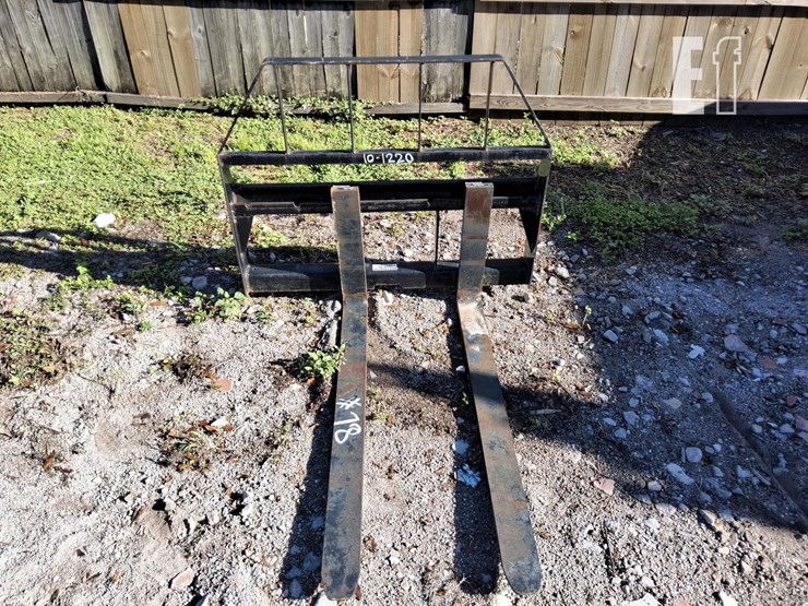 kivel-forks-3500lb-capacity-image-1