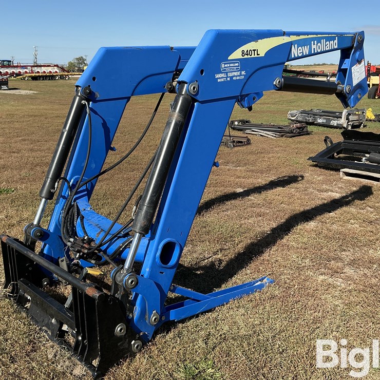 NEW HOLLAND 840TL