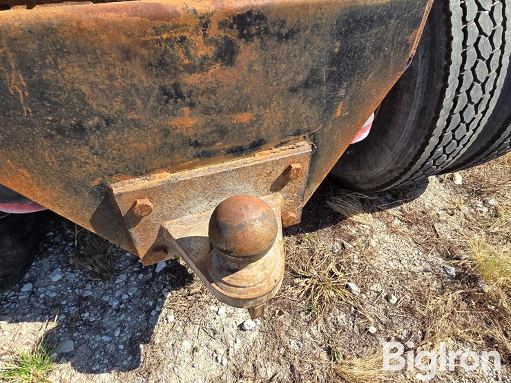 2001-peterbilt-379-image-20