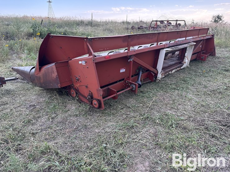 international-883-image-7