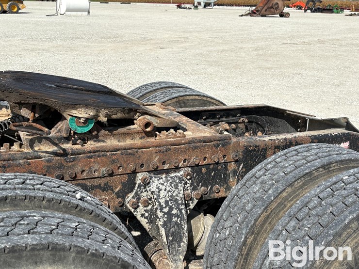 2007-western-star-4900fa-image-12