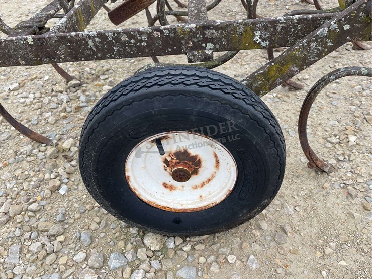 9'-3-point-spring-tooth-cultivator-image-10