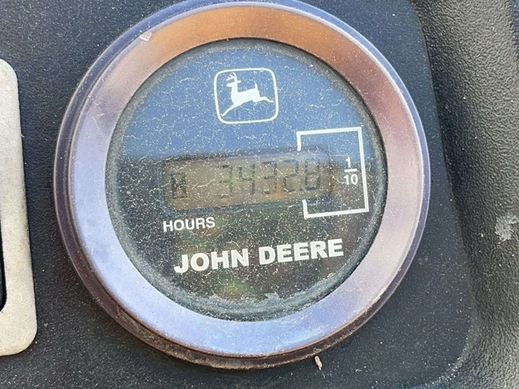 john-deere-gator-image-17