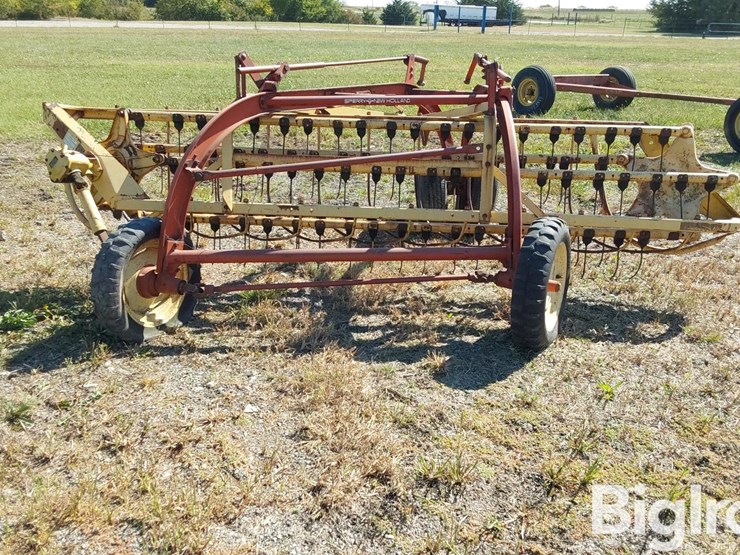 new-holland-258-image-6