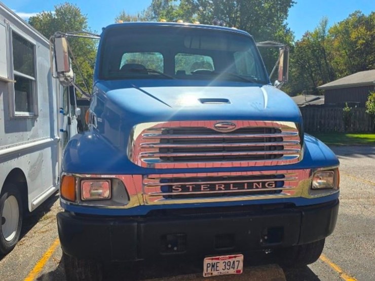 2008-sterling-acterra-image-2