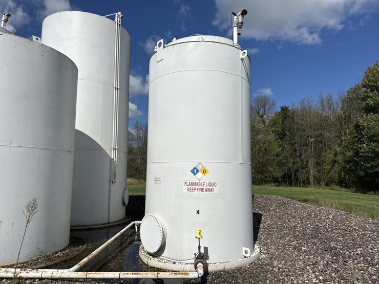 #3114-•-approx-14'x8'-fuel-tank-image-1