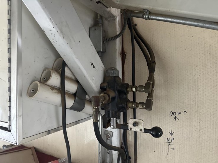 #5004-•-1996-t-e-ent.-stfrp-2-s-6-two-car-race-semi-traile-image-25