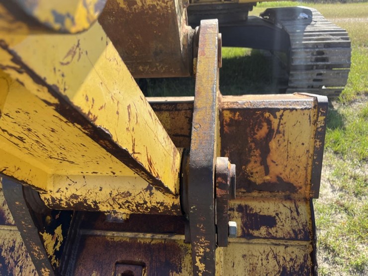 komatsu-pc228us-lc-image-24