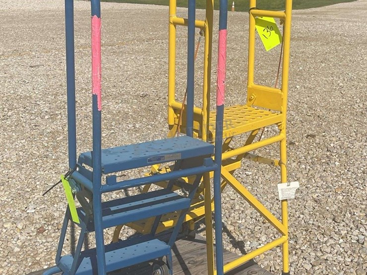 2--folding-30"-tall-metal-utility-stairs-image-3