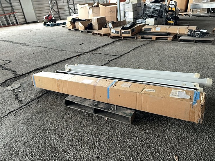 lot#--pallet-of-projector-screens-image-1