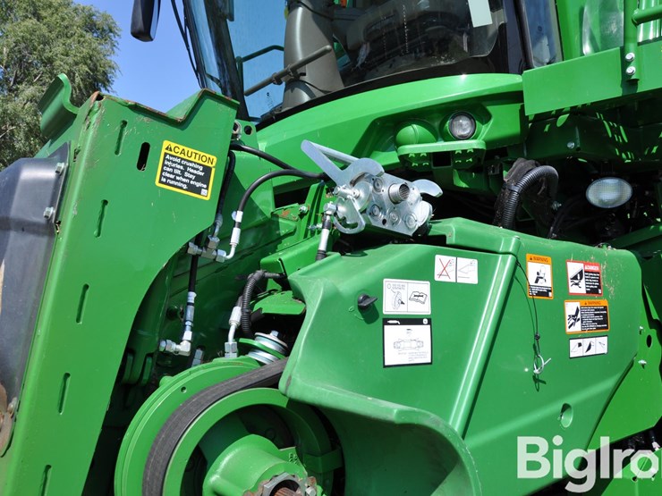 2020-john-deere-s780-image-13