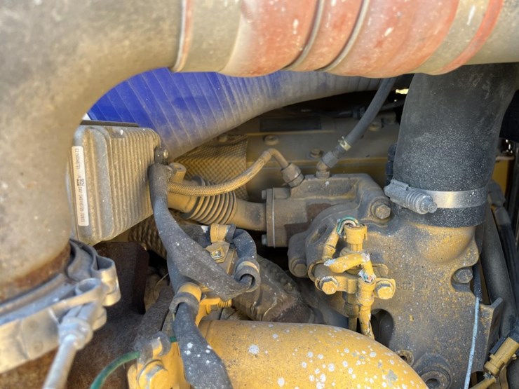 john-deere-1050-image-48