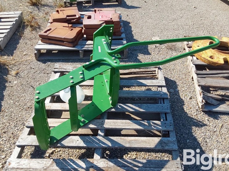 john-deere-3020-image-2