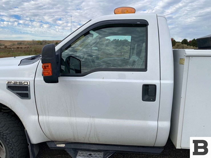 2008-ford-f250-image-25