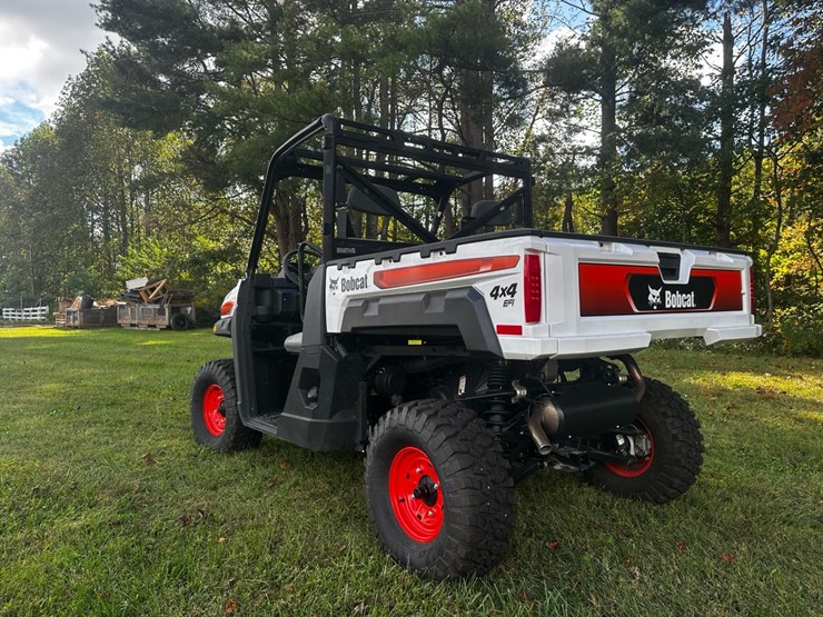 2024-bobcat-uv34-image-8