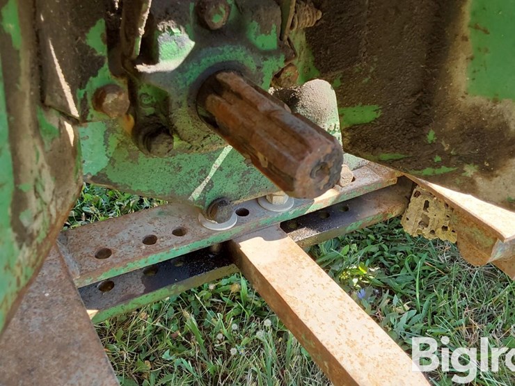 1955-john-deere-50-image-14