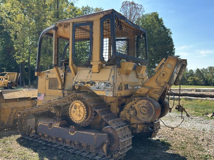 caterpillar-d4h-image-8