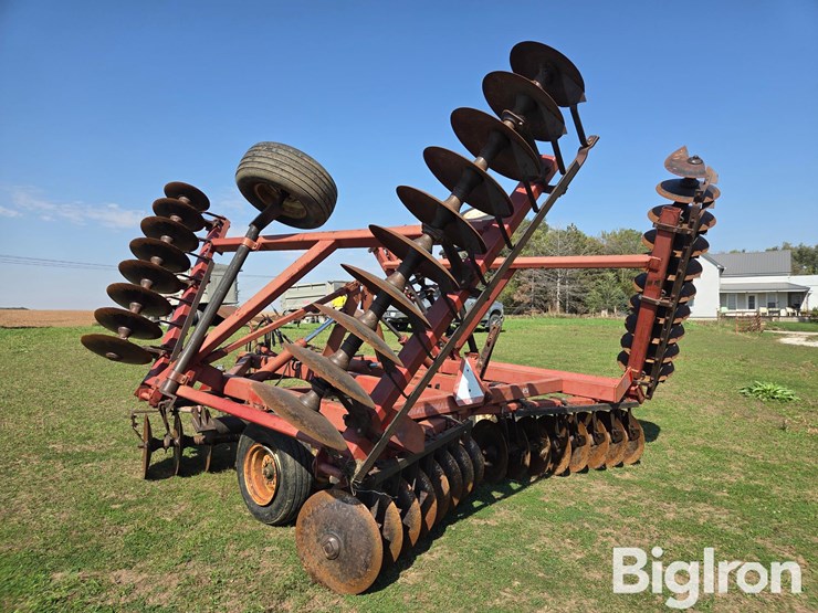 international-490-image-7