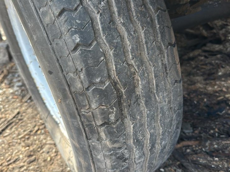 2016-caterpillar-c2.2-image-36