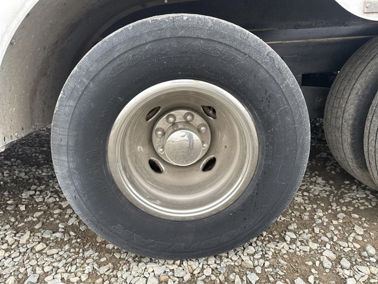 #5004-•-1996-t-e-ent.-stfrp-2-s-6-two-car-race-semi-traile-image-58