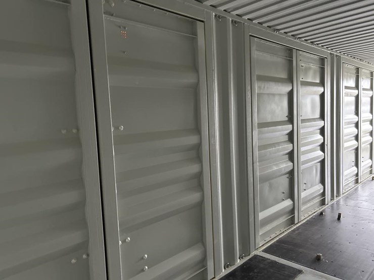 #6458-•-40‘-(5)-door-shipping-container-image-16