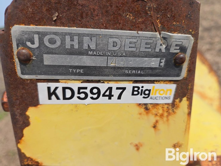 john-deere-38-image-13