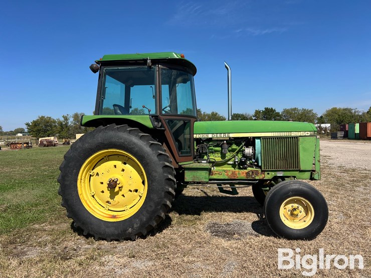 1984-john-deere-2950-image-4