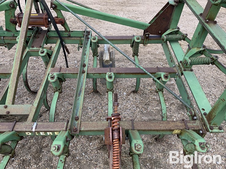 john-deere-1100-image-18