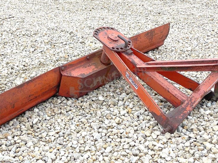 southeast-8'-3-point-grader-blade-image-1
