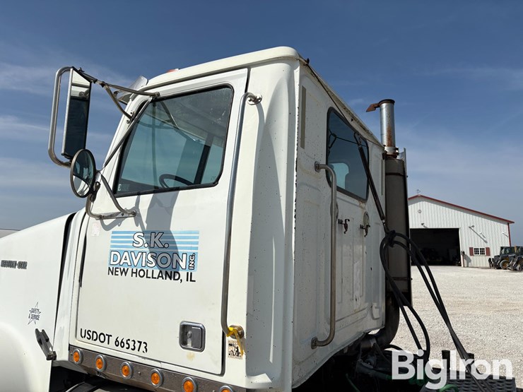 2007-western-star-4900fa-image-16