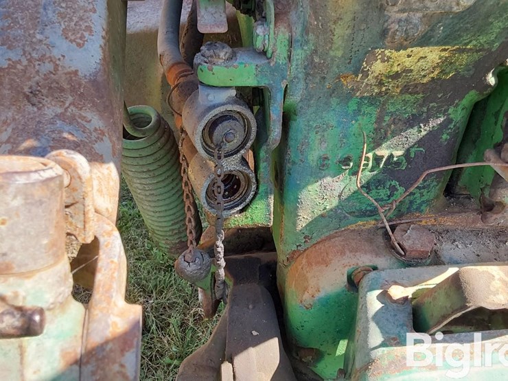 1959-john-deere-530-image-13