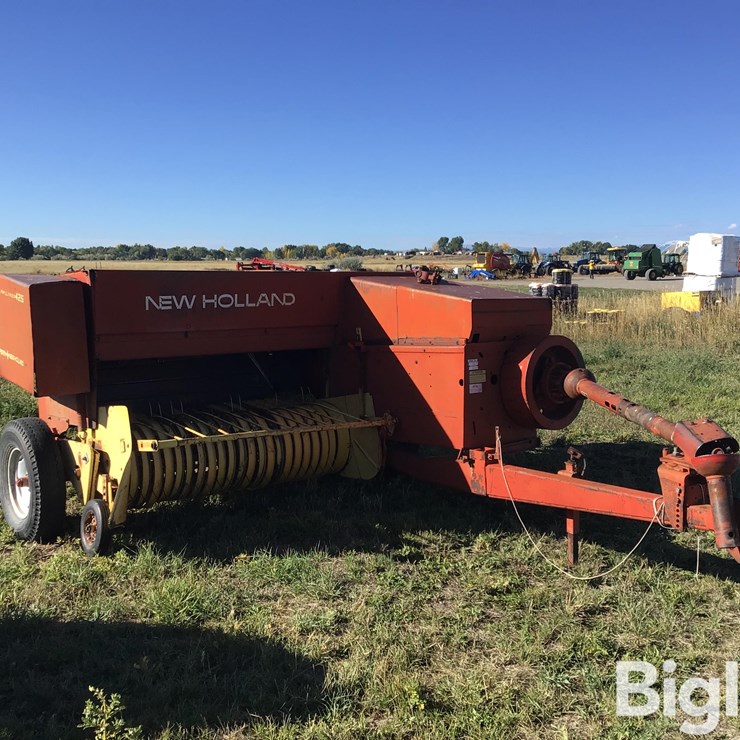 NEW HOLLAND 425
