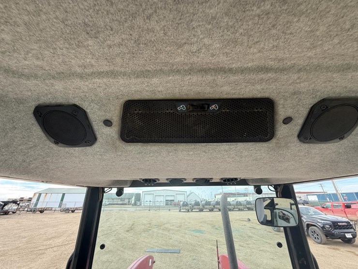 2009-massey-ferguson-3625-image-65