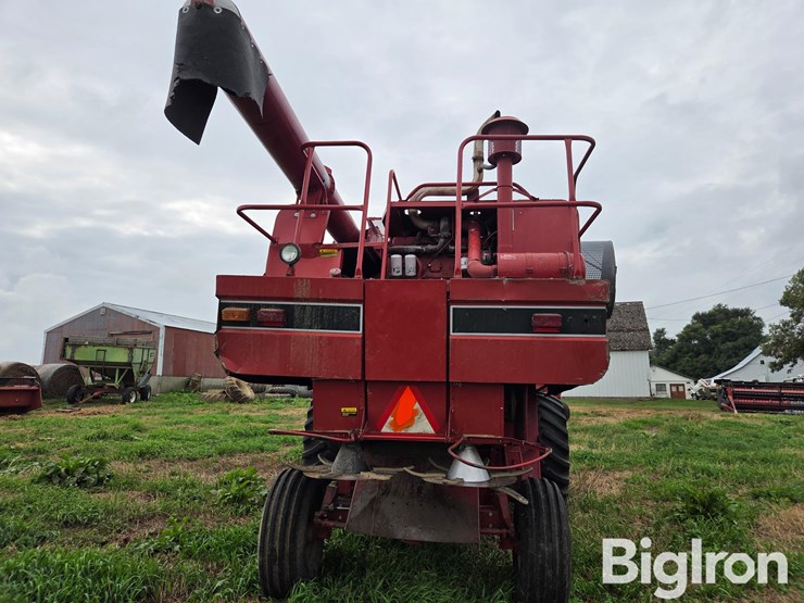 1985-case-ih-1470-image-6
