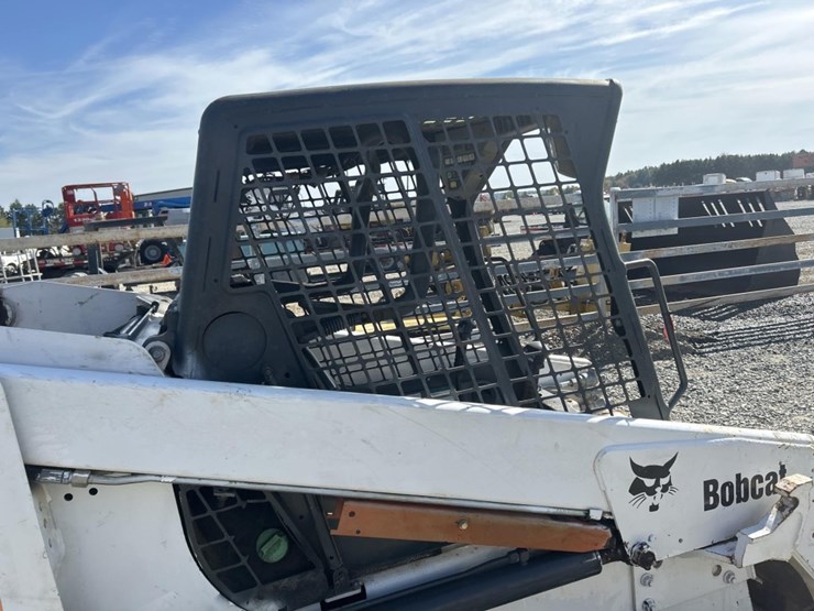 bobcat-t200-image-31